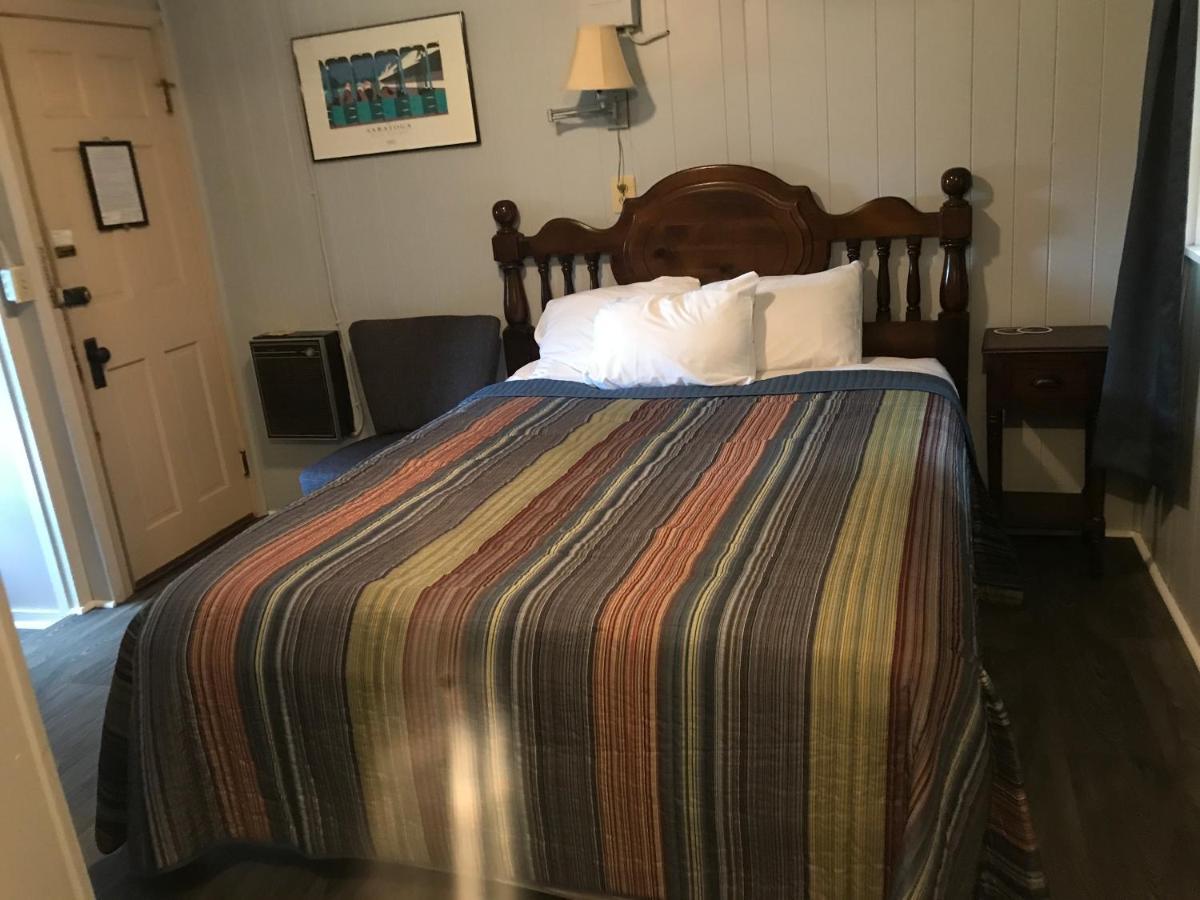 Chamber Lane Motel ラウンドレイク エクステリア 写真