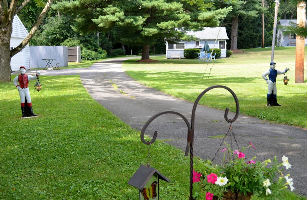 Chamber Lane Motel ラウンドレイク エクステリア 写真