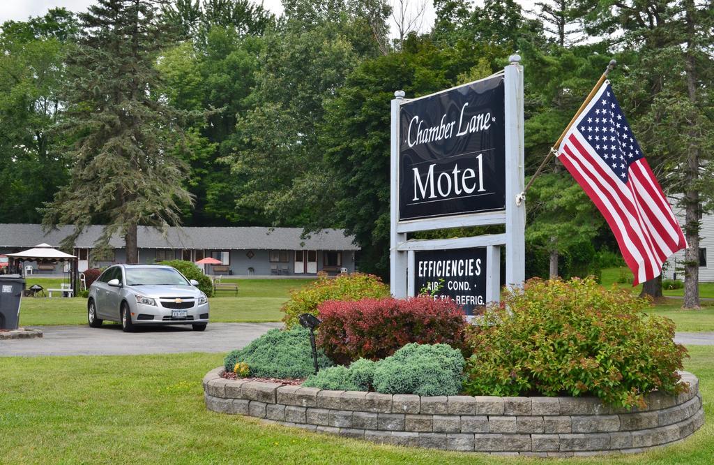 Chamber Lane Motel ラウンドレイク エクステリア 写真