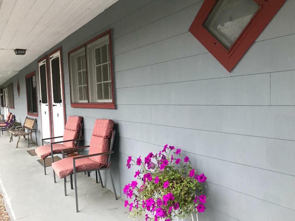 Chamber Lane Motel ラウンドレイク エクステリア 写真